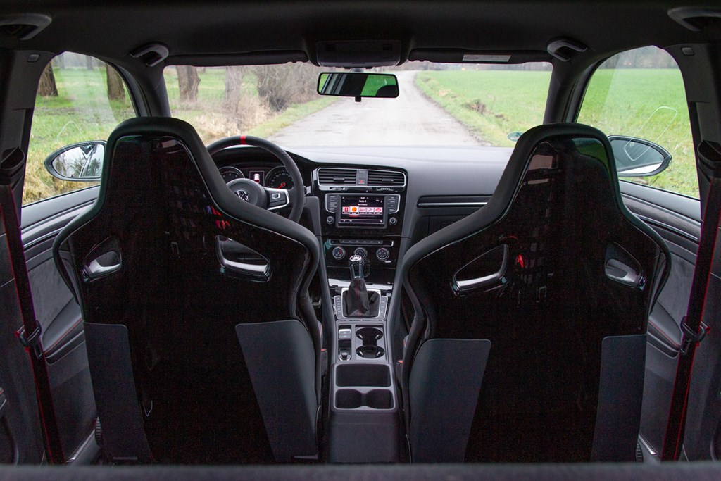 gti-50-golf-vii-gti-cs-jan-12.jpg