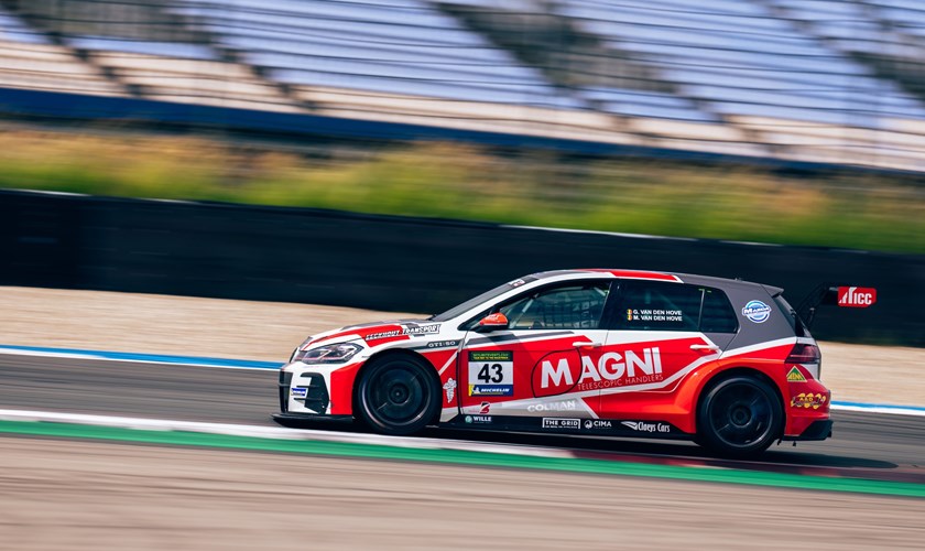 La Volkswagen Golf GTI TCR du GTE Racing à un souffle de la victoire à Assen