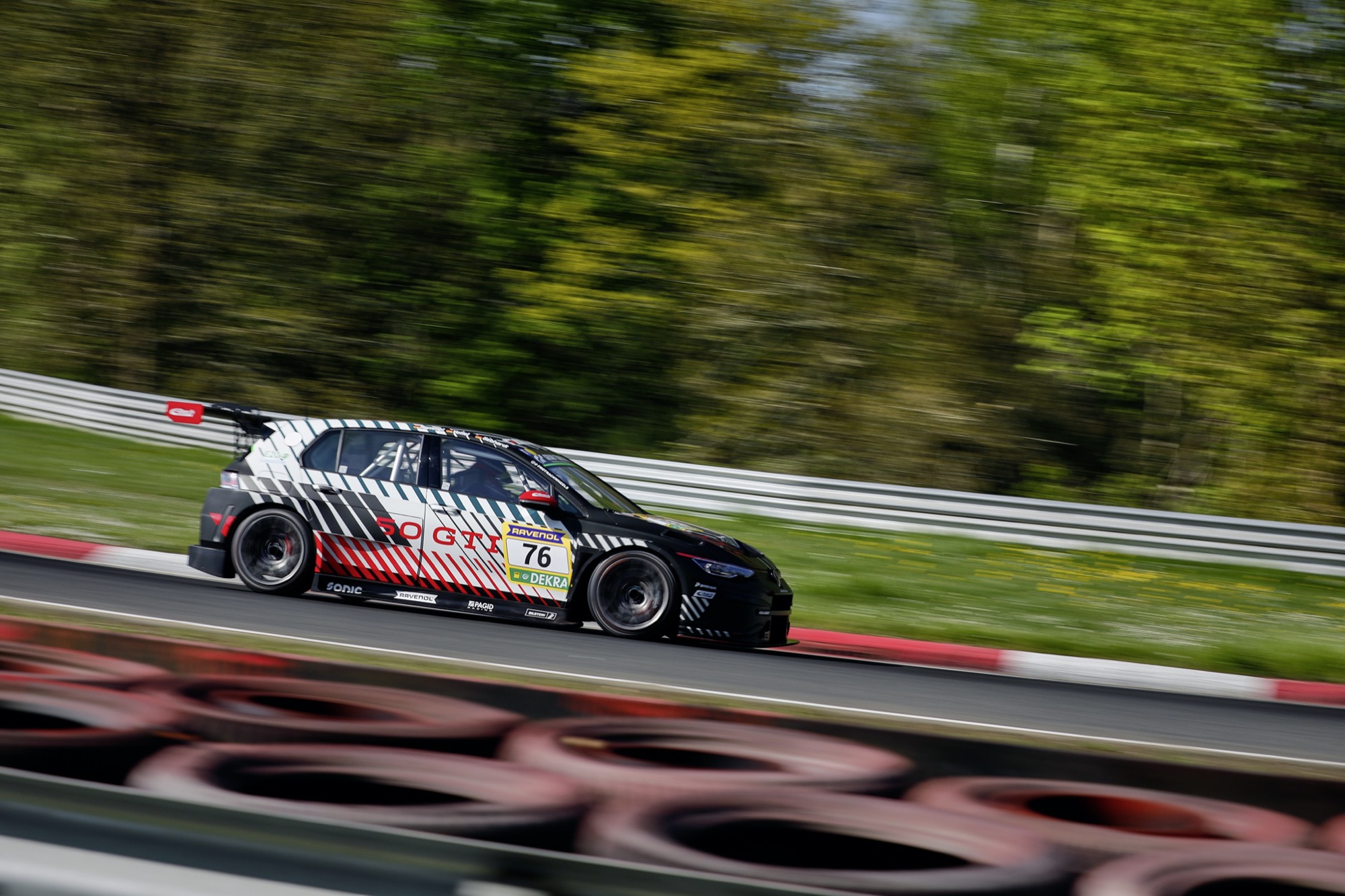 24-urenrace op de Nürburgring: Volkswagen viert dit jaar een Golf GTI Festival (+ video)