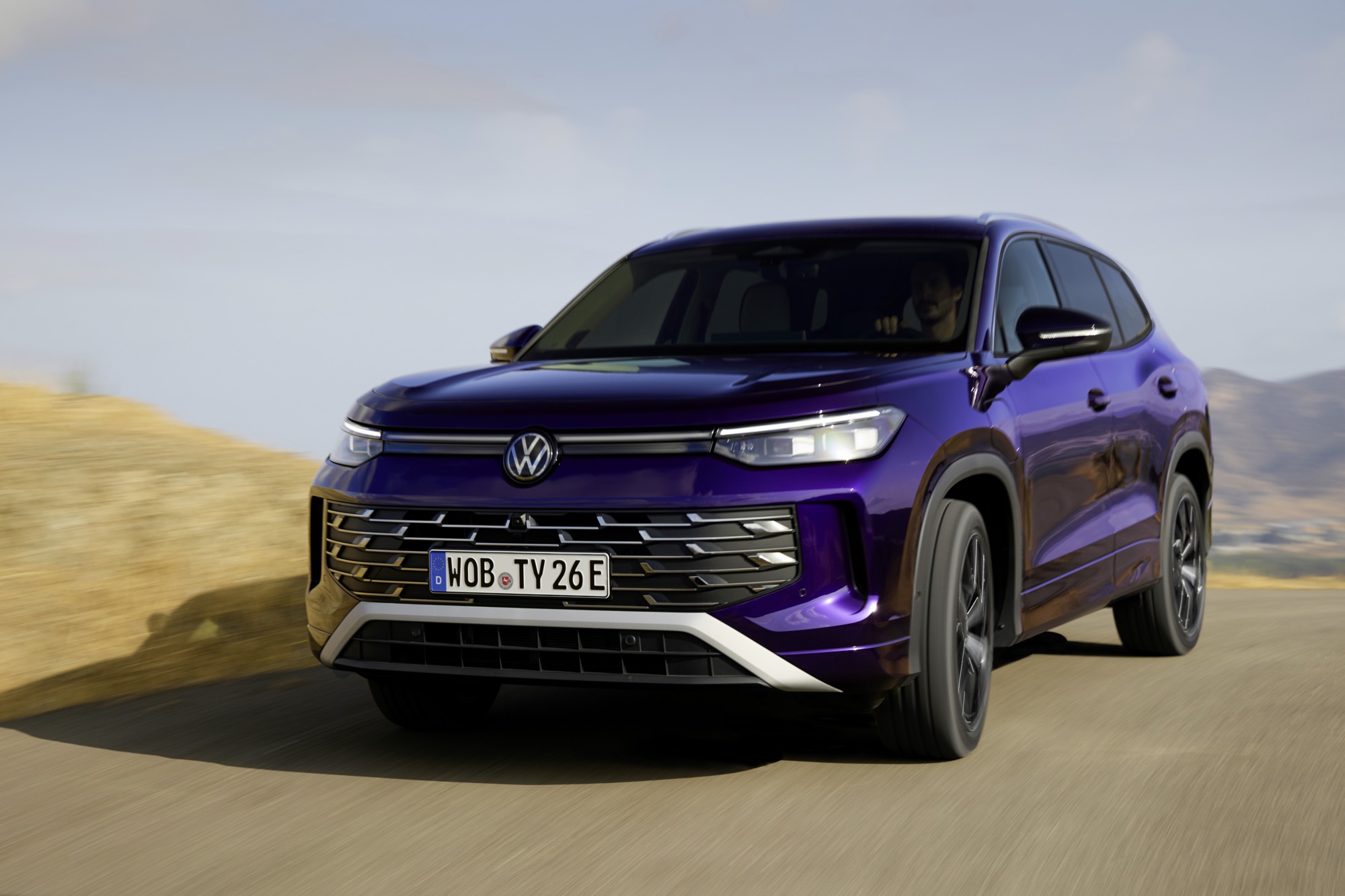 Le Tayron, le nouveau SUV polyvalent de Volkswagen (+ vidéo)