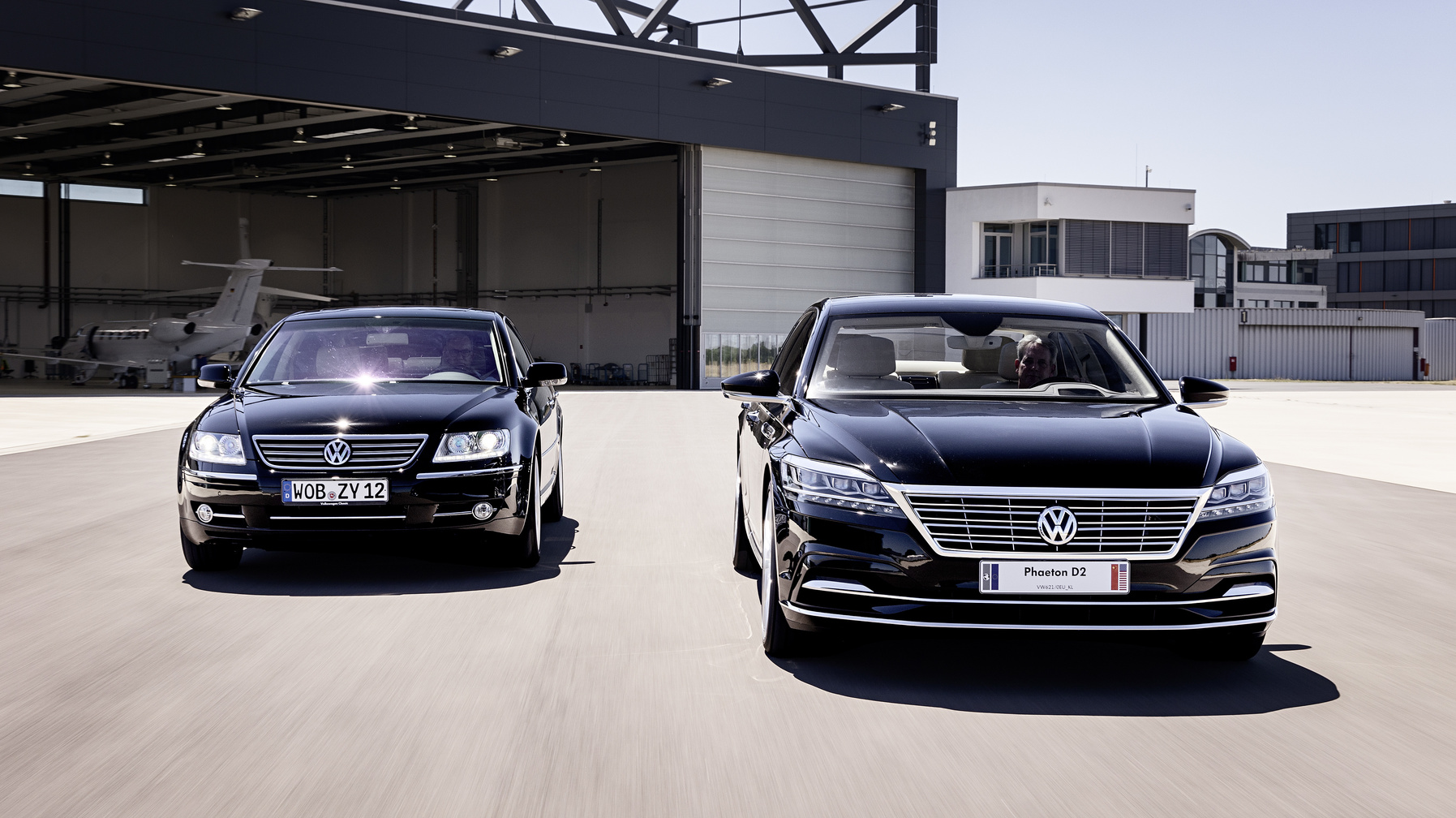 La Phaeton célèbre ses 20 ans*: Volkswagen dévoile pour la première fois son successeur jamais construit