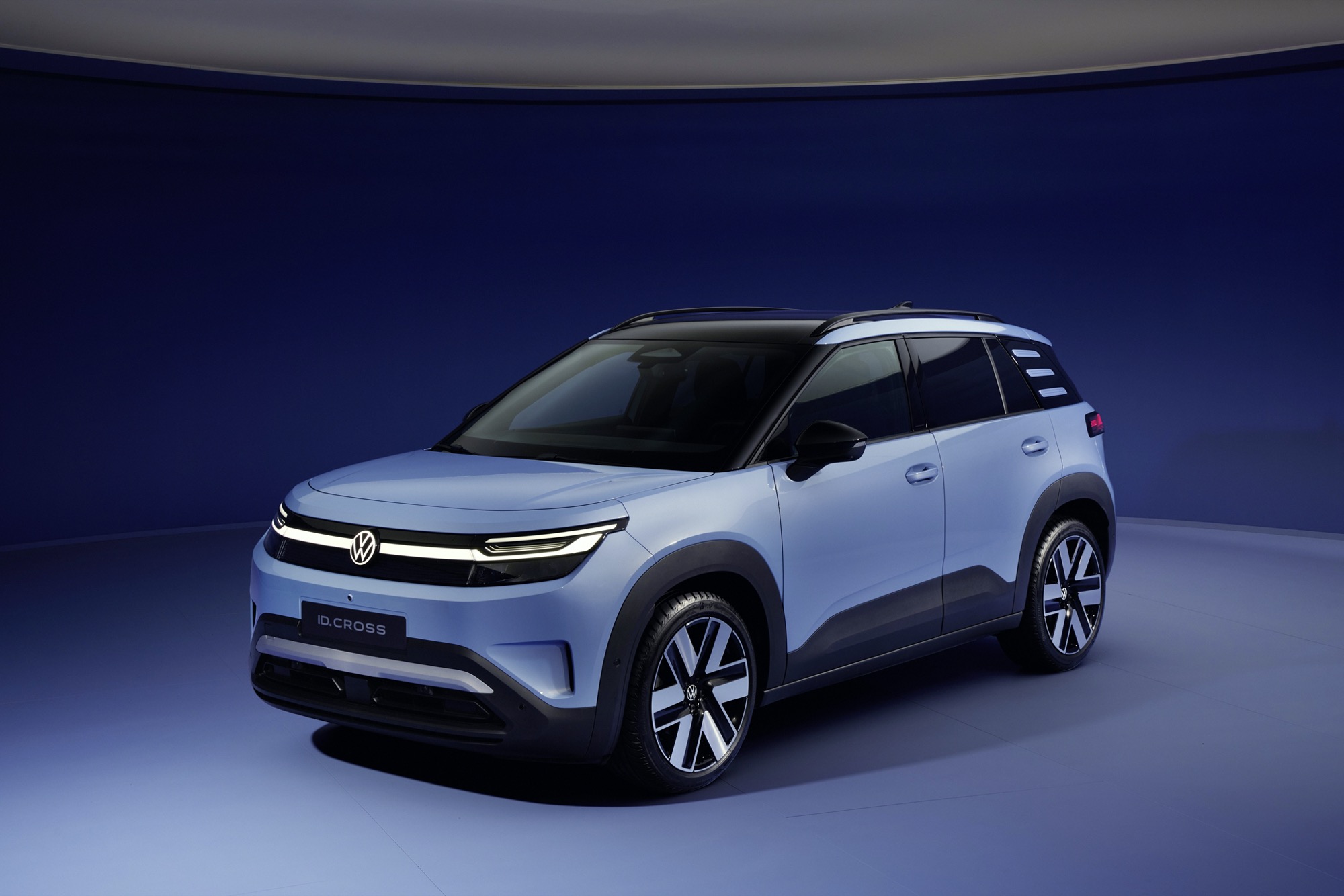 Volkswagen ID. Cross : un SUV électrique compact qui voit plus grand