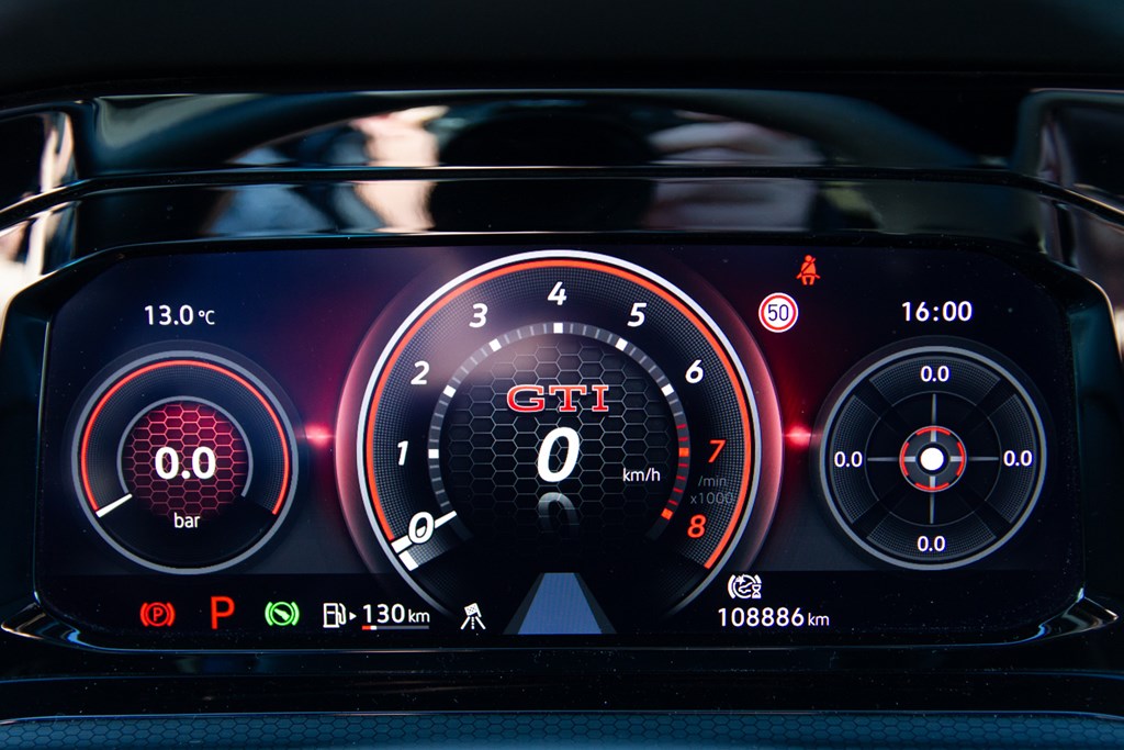 gti-50-golf-viii-gti-mario-07.jpg